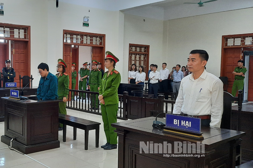 Án chung thân cho hành vi tham ô, lừa đảo chiếm đoạt tài sản trên 26 tỷ đồng
