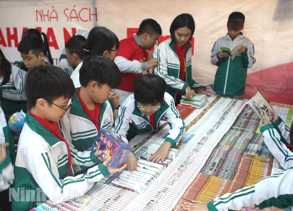 Khuyến khích học sinh yêu thích đọc sách