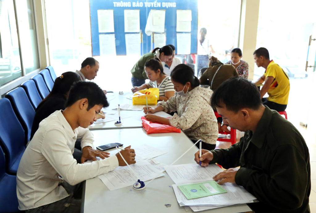 Quan tâm hỗ trợ, tạo việc làm cho người lao động