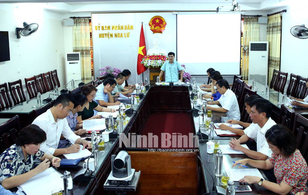 Kiểm tra xây dựng nông thôn mới tại huyện Hoa Lư
