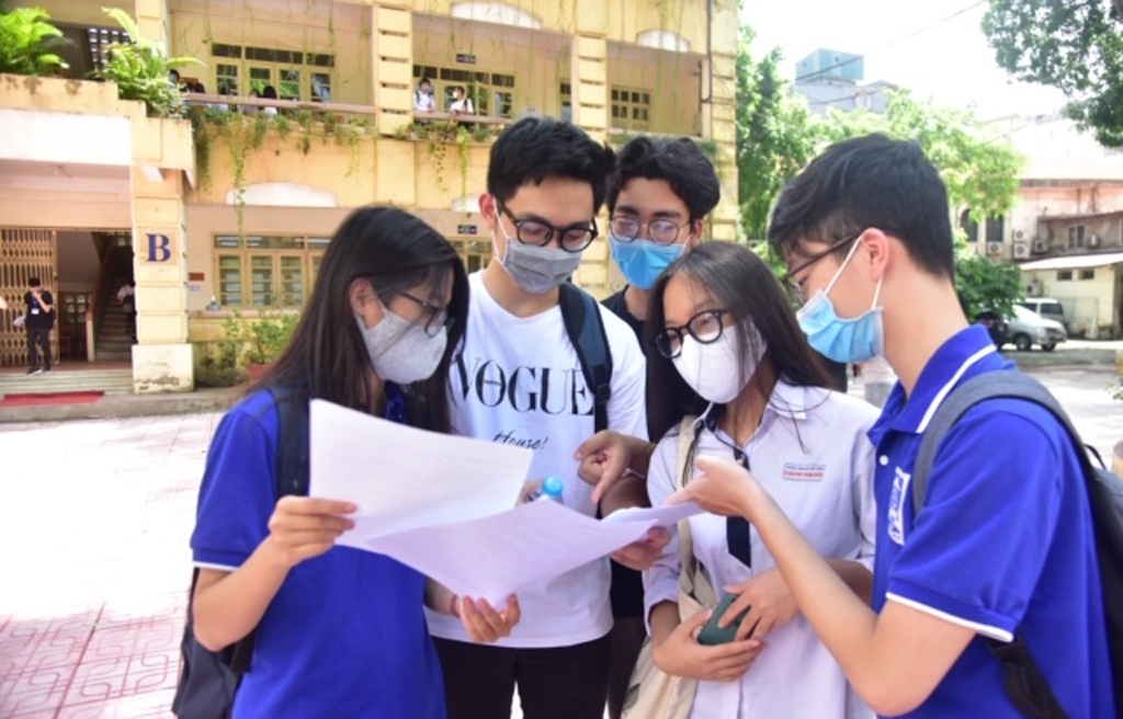 Hàng loạt trường đại học xác định điểm chuẩn dự kiến