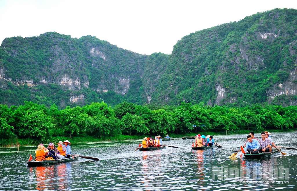 Phát triển du lịch hiệu quả và bền vững