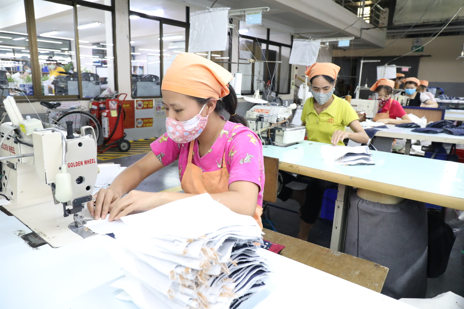 Tạo điều kiện thuận lợi nhất cho nhà đầu tư và doanh nghiệp trong các khu công nghiệp