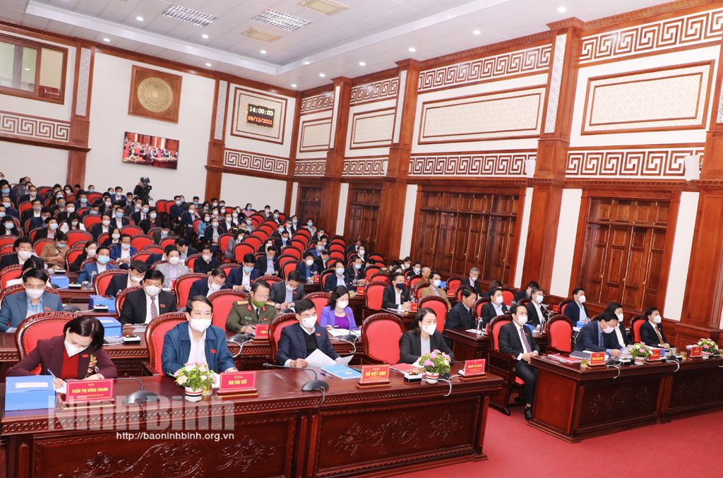 Kỳ họp thứ 4, HĐND tỉnh khóa XV: Tiến hành chất vấn và trả lời chất vấn