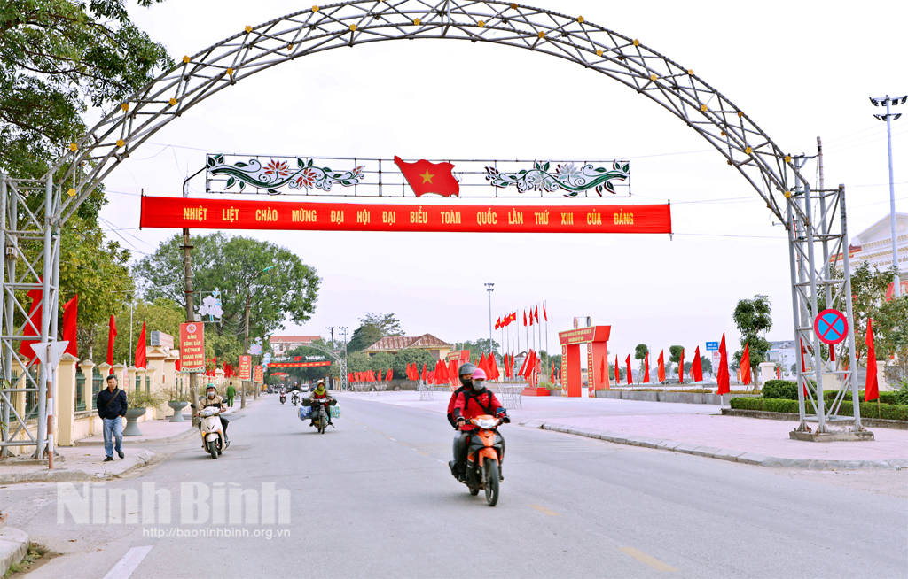Phấn khởi, tự hào, quyết tâm đưa Nghị quyết Đại hội XIII của Đảng đi vào cuộc sống