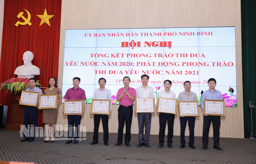 Thành phố Ninh Bình phát động phong trào thi đua yêu nước năm 2021