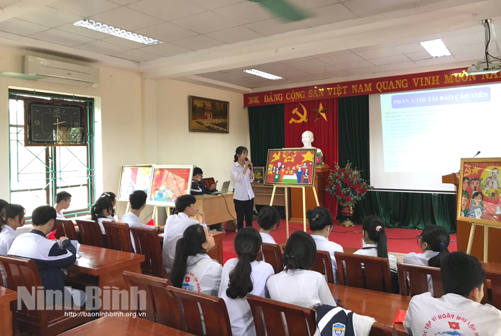 Sôi nổi Cuộc thi trực tuyến tìm hiểu pháp luật về bầu cử