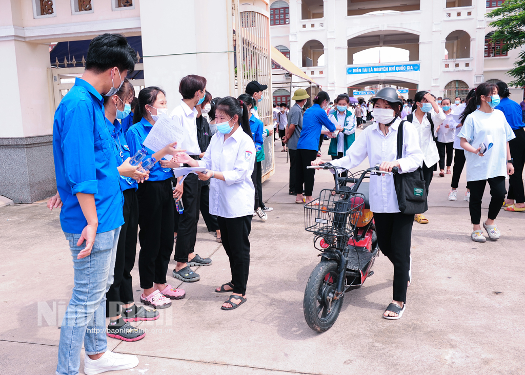 Chương trình "Tiếp sức mùa thi" 2021: Đồng hành cùng thí sinh vì một kỳ thi an toàn