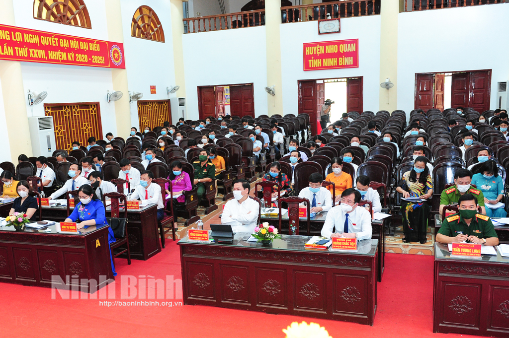 HĐND huyện Nho Quan, Gia Viễn tổ chức kỳ họp thứ 2