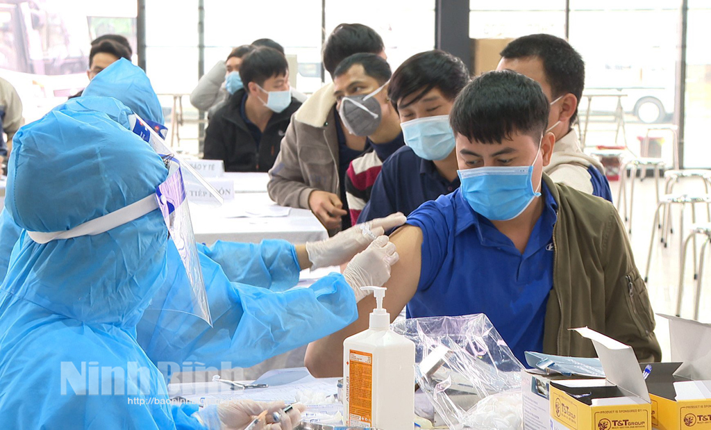 Ngày 18/1, tăng 47 ca bệnh và thêm 2 ổ dịch mới trong doanh nghiệp