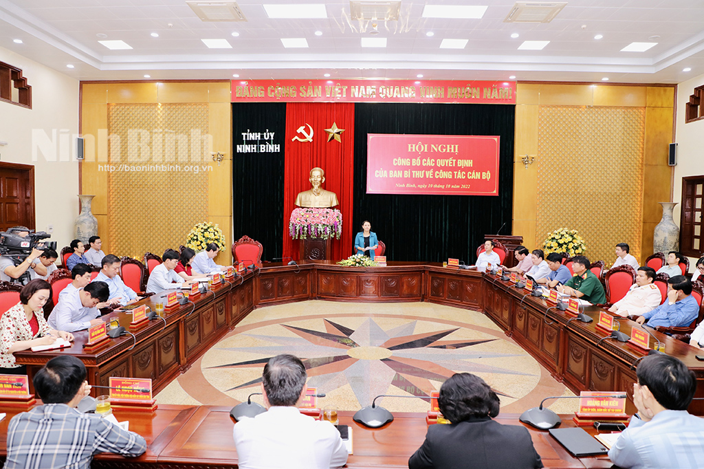 Thông báo nhanh kết quả Hội nghị Trung ương 6 và công bố các quyết định của Ban Bí thư về công tác cán bộ