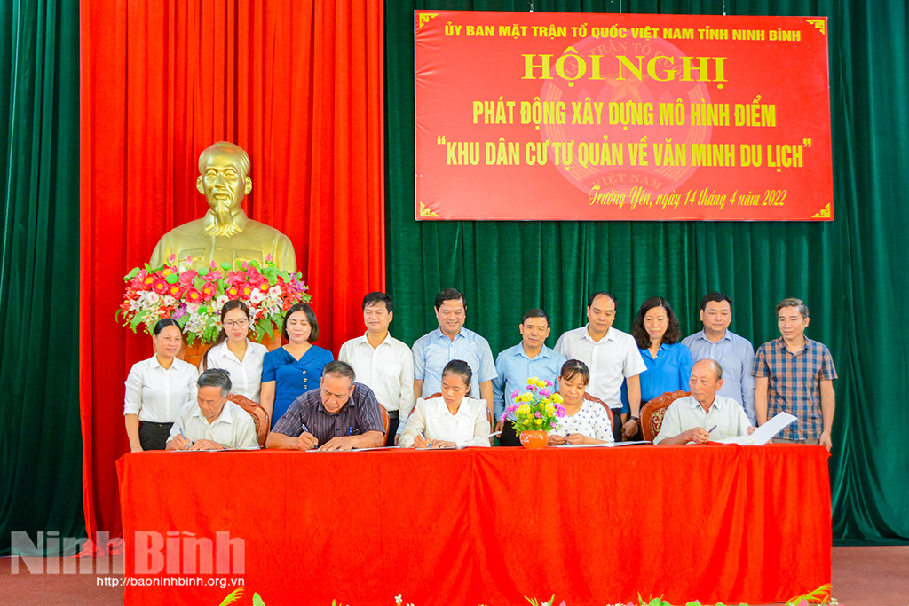 Phát động xây dựng mô hình điểm "Khu dân cư tự quản về văn minh du lịch" tại xã Trường Yên