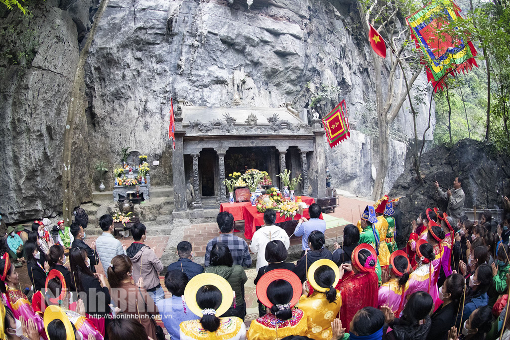 Đền Nội Lâm và lễ hội truyền thống Thánh Quý Minh Đại Vương