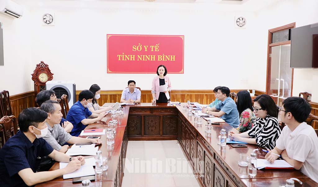Đoàn ĐBQH tỉnh khảo sát việc thực hiện Luật Khám bệnh, chữa bệnh