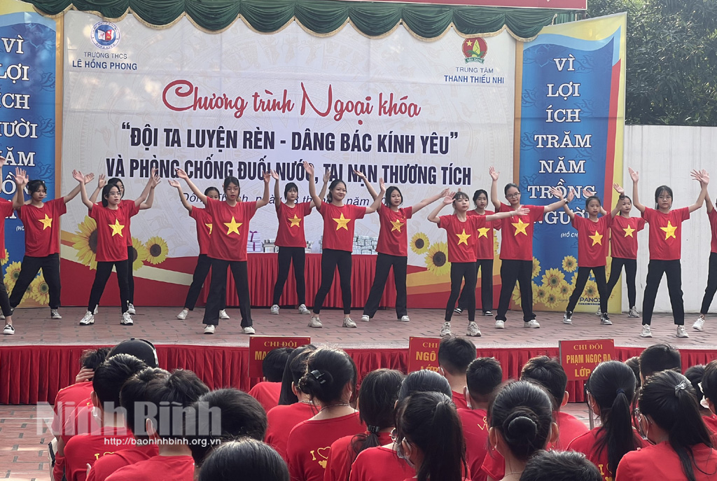 Chương trình ngoại khóa phòng chống đuối nước, tai nạn thương tích học sinh
