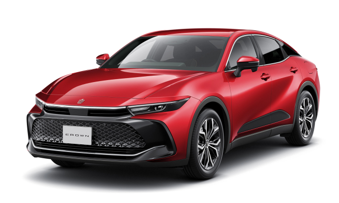 Toyota Crown mới - từ ông lão tới thanh niên