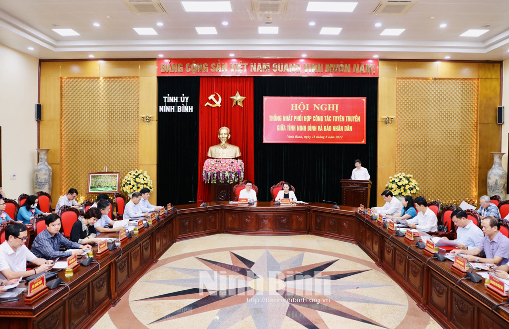 Tỉnh Ninh Bình và Báo Nhân Dân thống nhất phối hợp công tác tuyên truyền