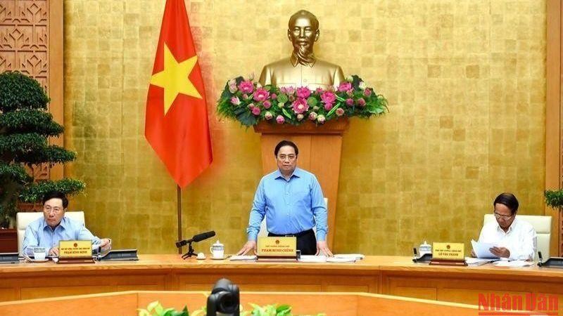 Government meeting looks into socio-economic situation in eight months