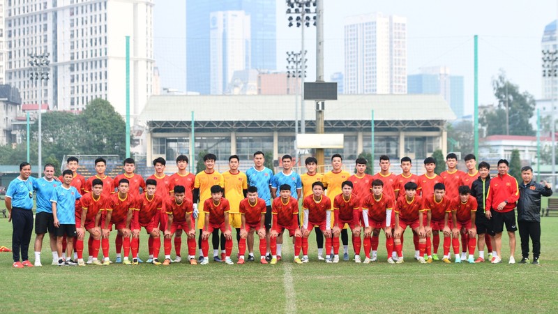 Danh sách 30 tuyển thủ U20 Việt Nam lên đường tập huấn UAE