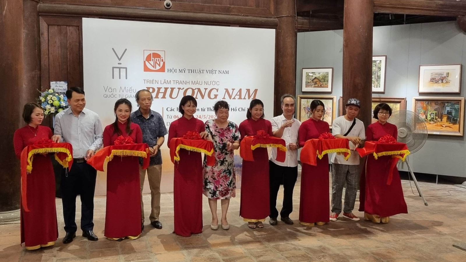 Đa sắc màu tại triển lãm Tranh màu nước Phương Nam tại Hà Nội