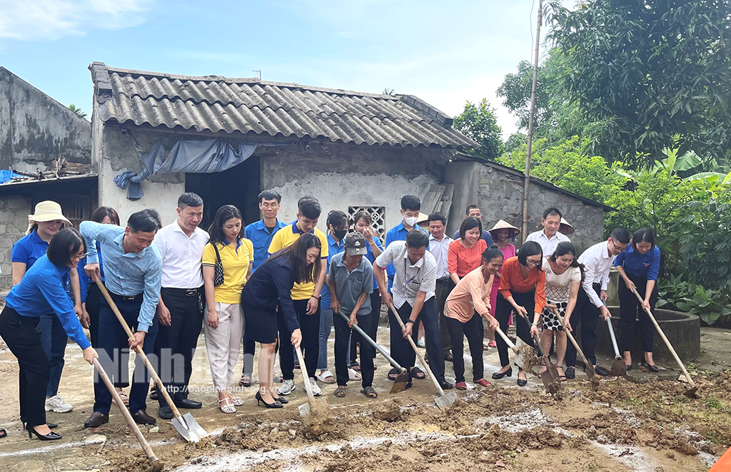 Khởi công xây nhà "Mái ấm tình thương" cho hội viên phụ nữ