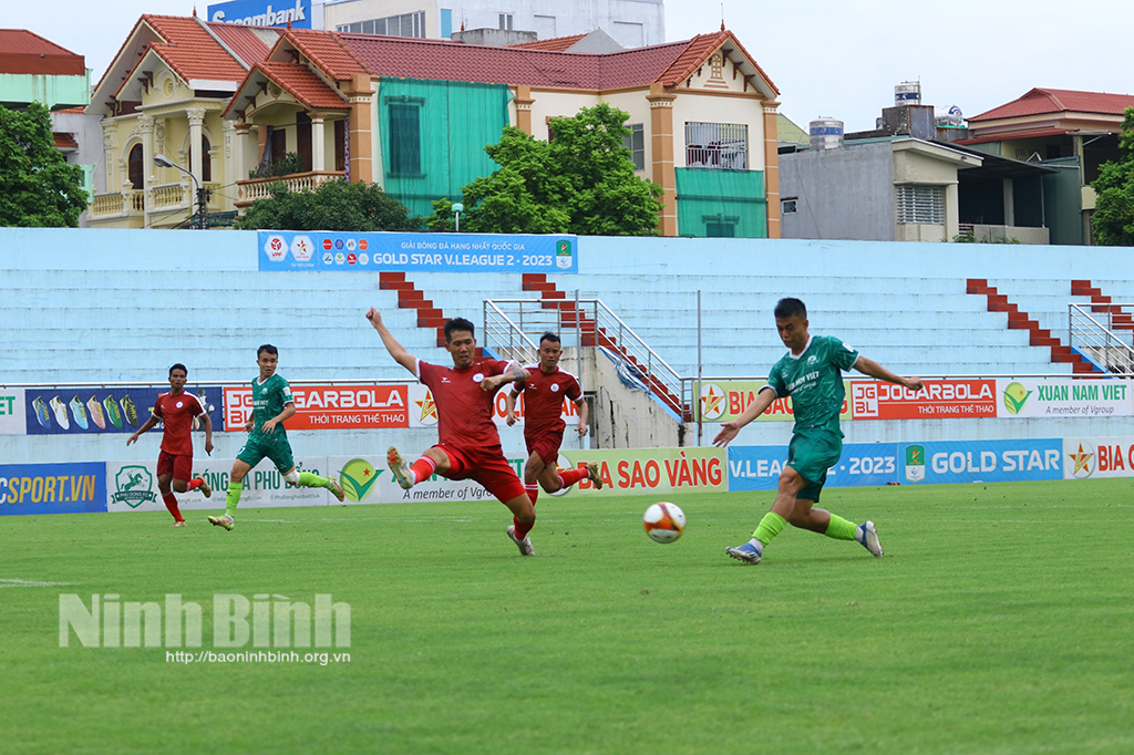 Giải bóng đá hạng nhất Quốc gia: CLB Bình Thuận thắng Phù Đổng 3-2