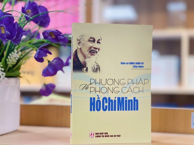 Ra mắt 2 cuốn sách về tư tưởng, đạo đức, phong cách Hồ Chí Minh
