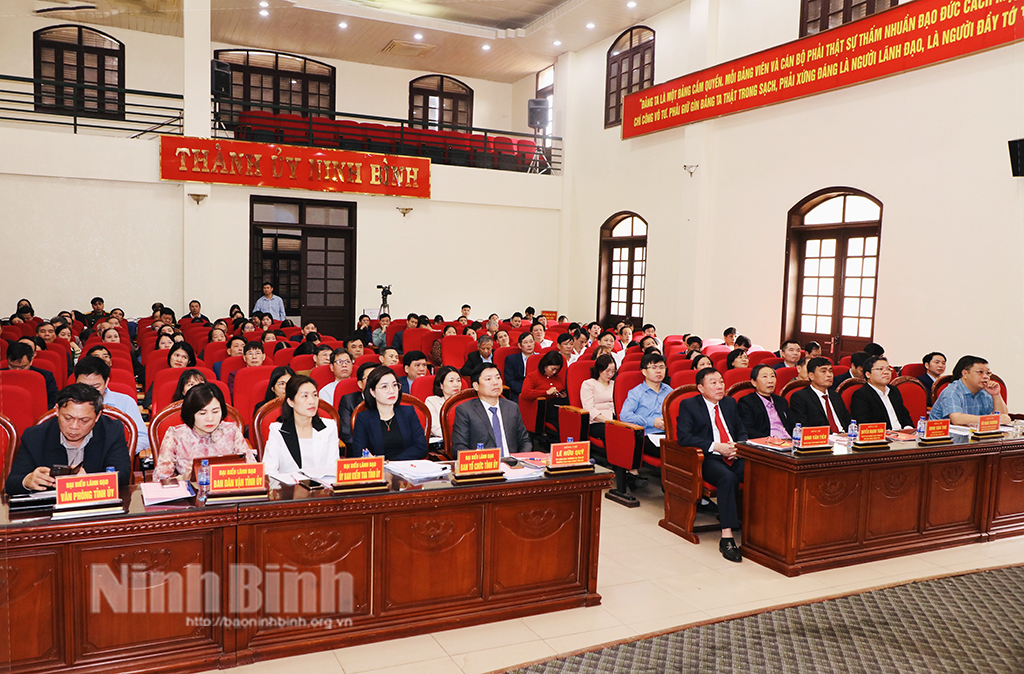 Thành ủy Ninh Bình triển khai nhiệm vụ trọng tâm năm 2024