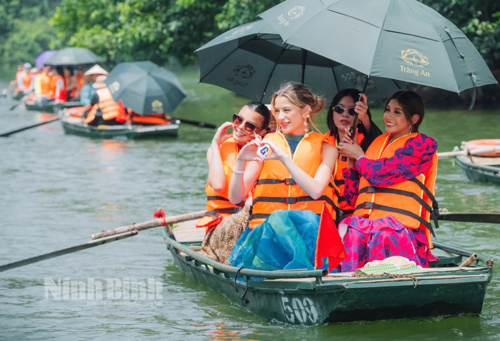 Ninh Binh's tourism revenue up 43% in nine months