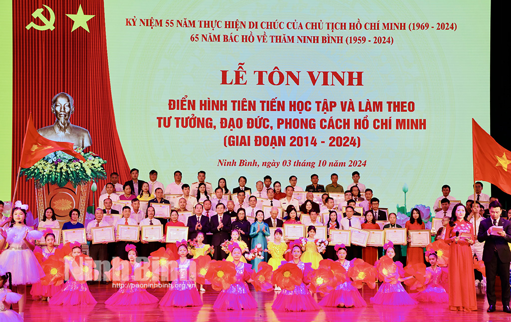 Lễ tôn vinh điển hình tiên tiến học tập và làm theo tư tưởng, đạo đức, phong cách Hồ Chí Minh (giai đoạn 2014-2024)