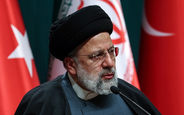 Iran tuyên bố sẽ đáp trả mạnh mẽ nếu bị "bắt nạt"