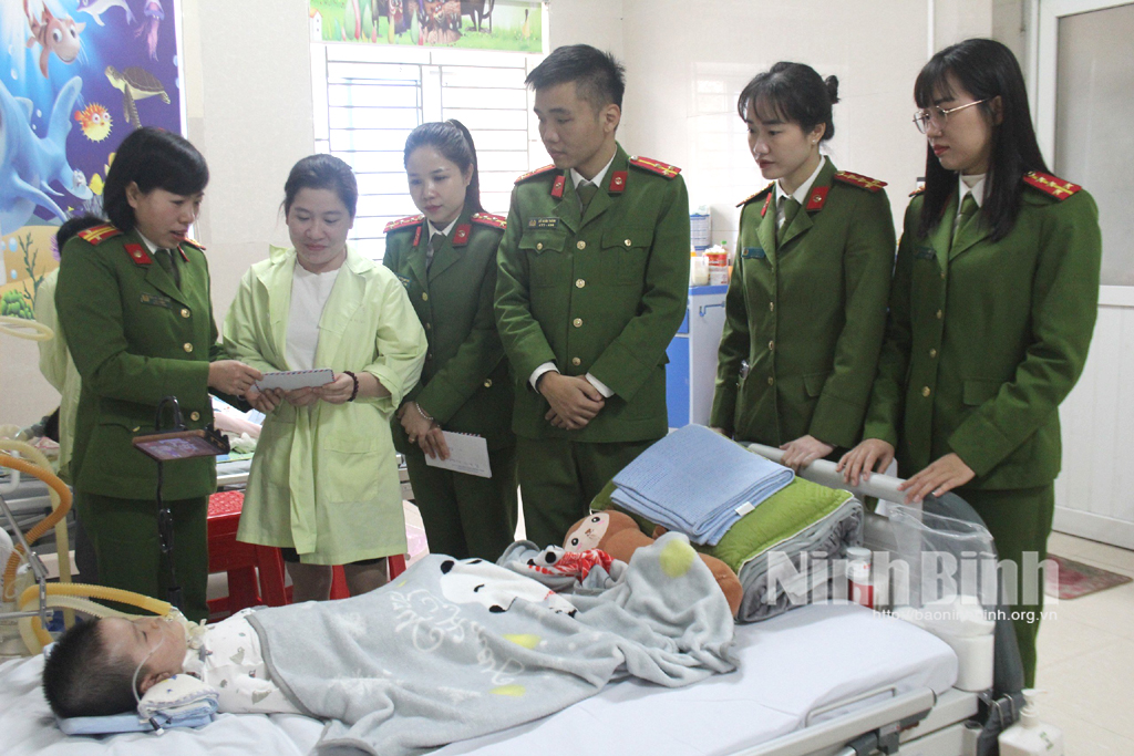 Ấm lòng bệnh nhân nghèo dịp Tết