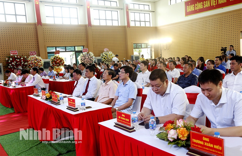 Lễ công bố xã Ninh Tiến đạt chuẩn nông thôn mới nâng cao năm 2023 ...