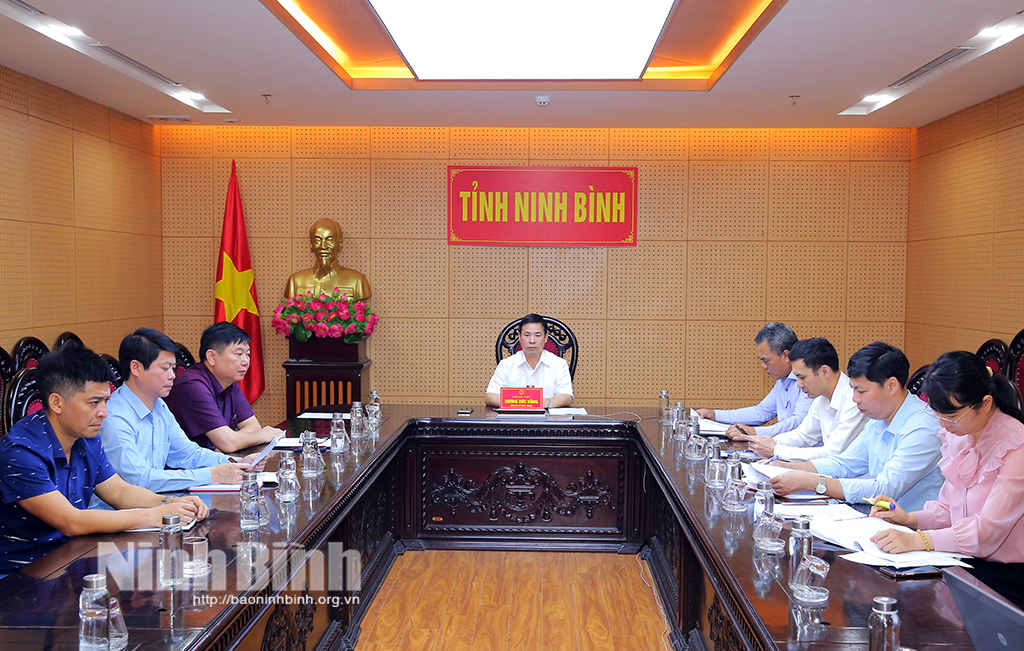 Giao ban tiến độ thực hiện Dự án đường dây 500kV mạch 3