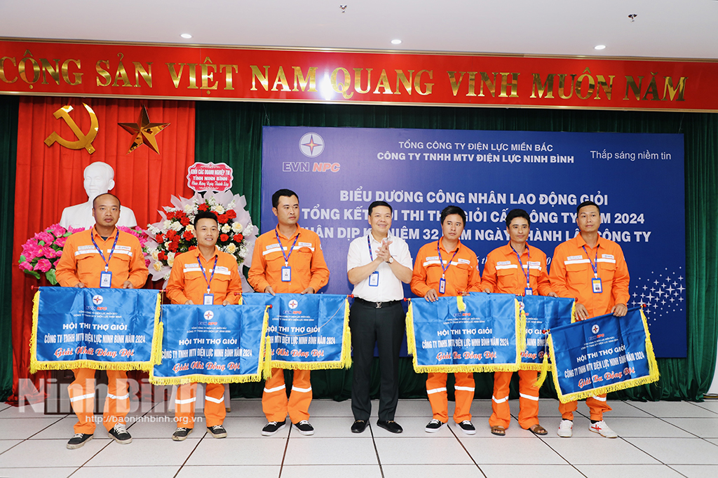 Công ty TNHH MTV Điện lực Ninh Bình tổ chức Hội thi Thợ giỏi năm 2024