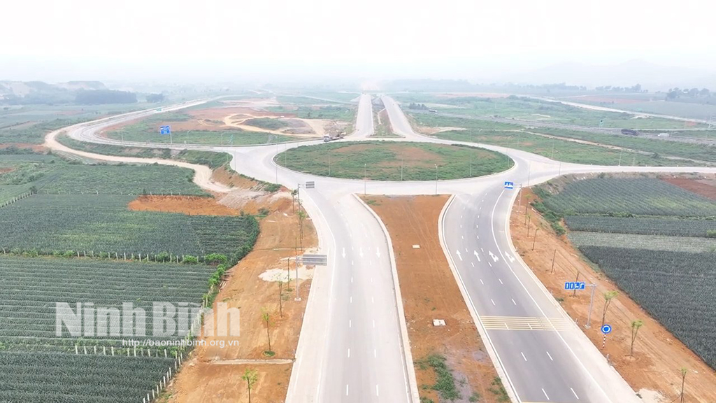 Ninh Binh's development investment reaches nearly 10,2 trillion VND in four months