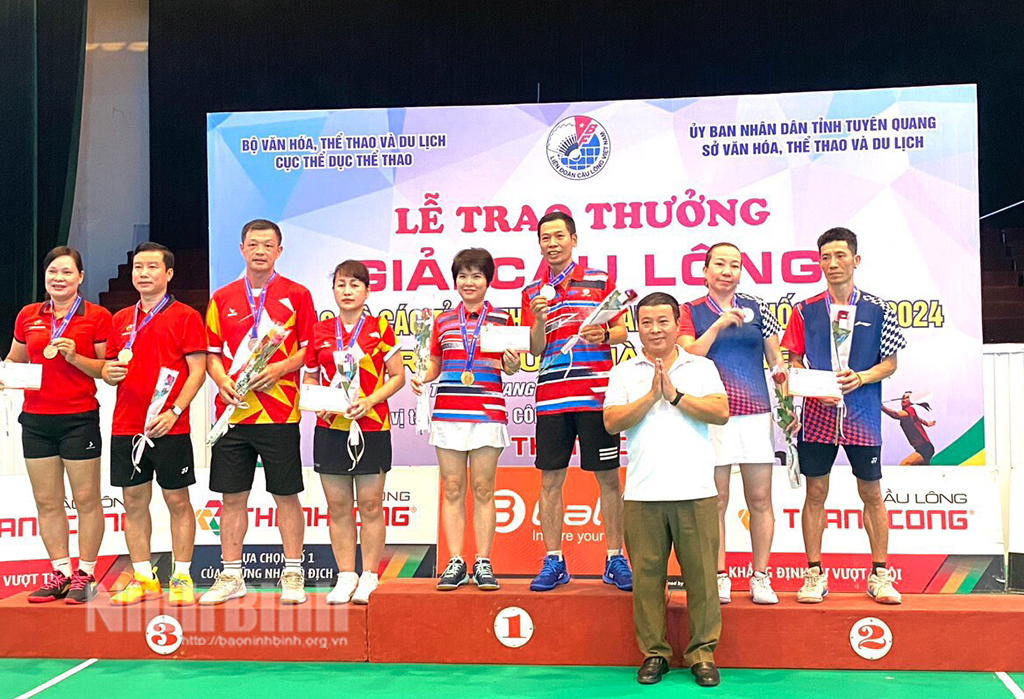 Ninh Bình giành 5 huy chương tại Giải cầu lông CLB các tỉnh, thành, ngành toàn quốc