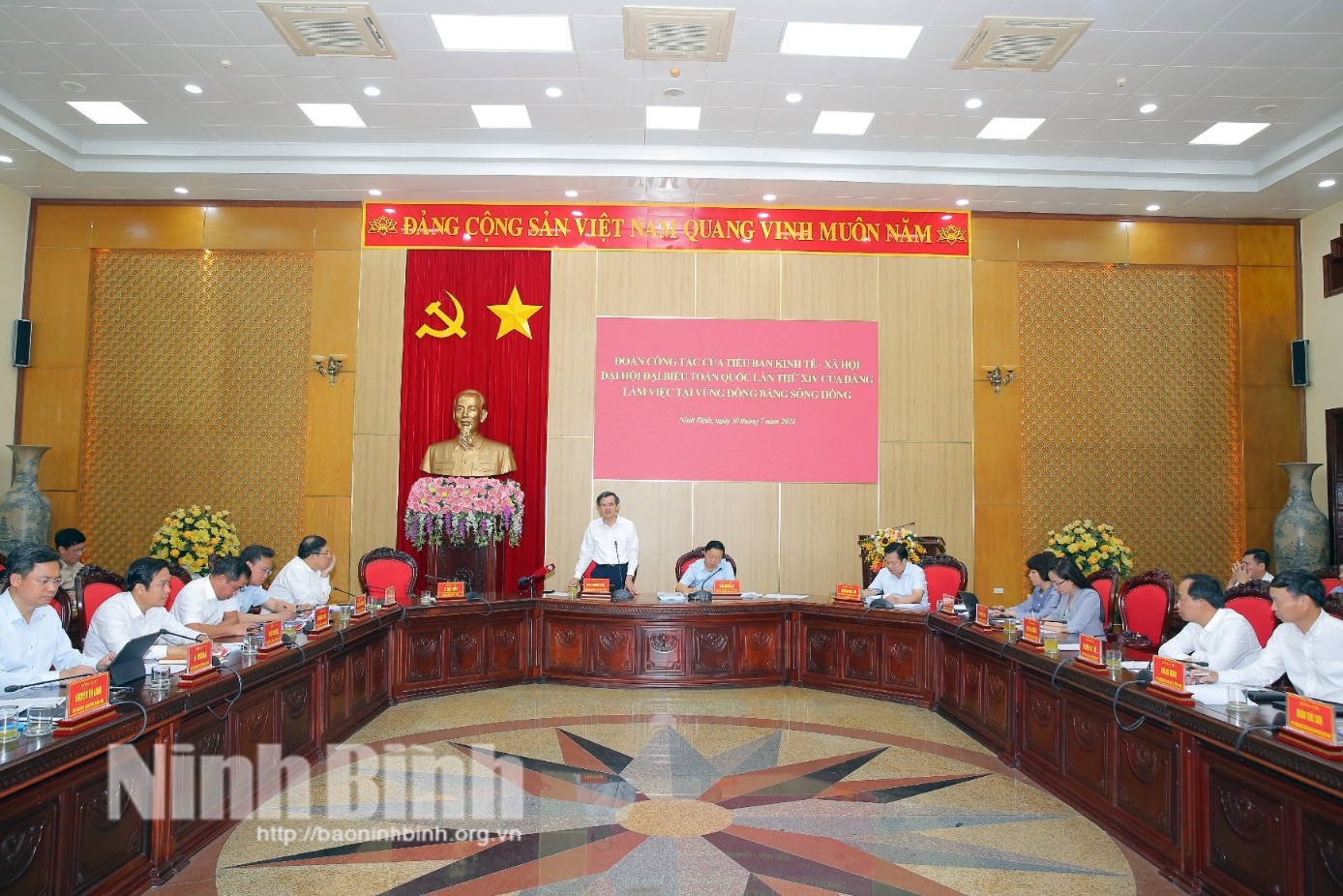 Đoàn công tác Tiểu ban Kinh tế-Xã hội Đại hội XIV của Đảng làm việc với các địa phương vùng đồng bằng sông Hồng
