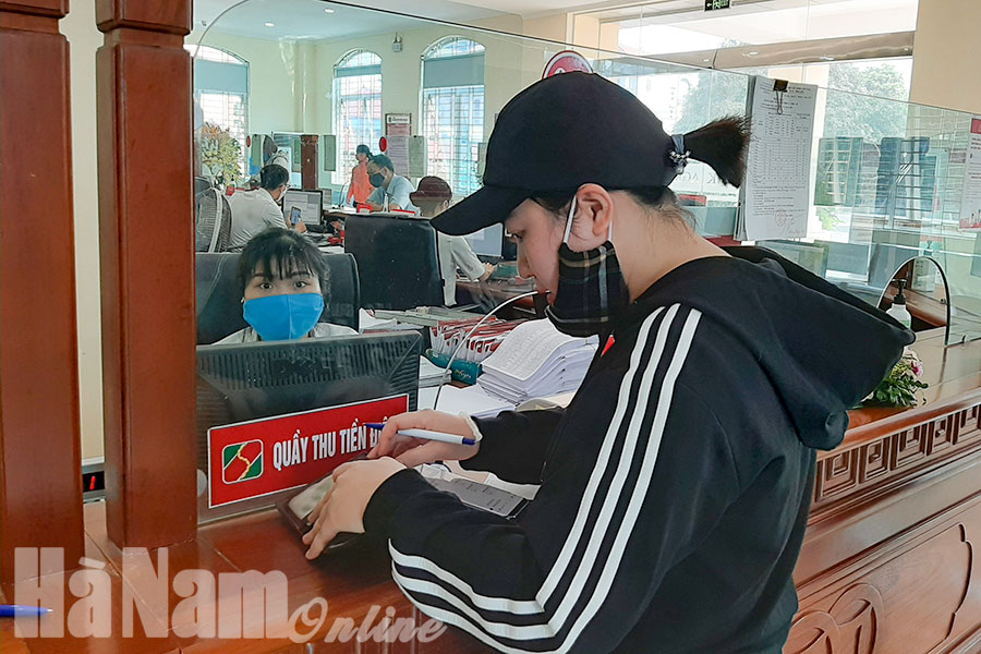 Các ngân hàng thương mại hỗ trợ doanh nghiệp tháo gỡ khó khăn về vốn