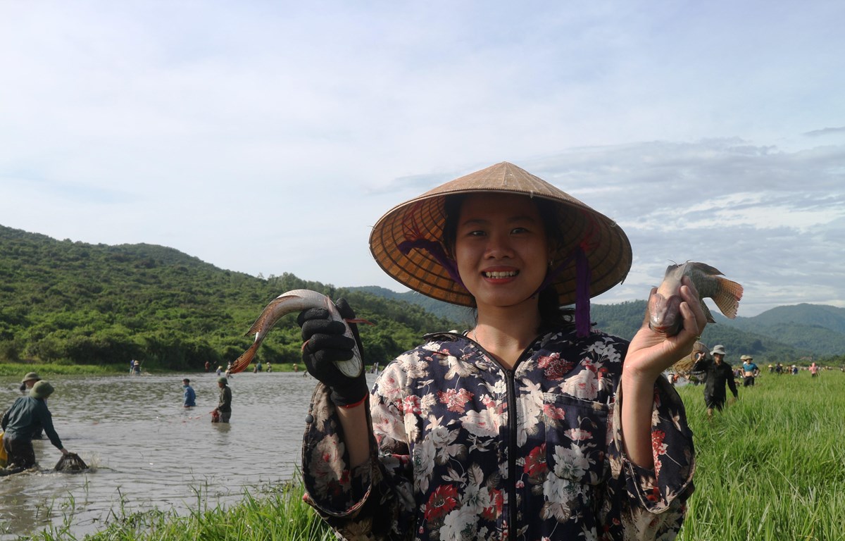 Độc đáo lễ hội Đồng Hoa - lễ hội đánh cá lâu đời gần 300 năm