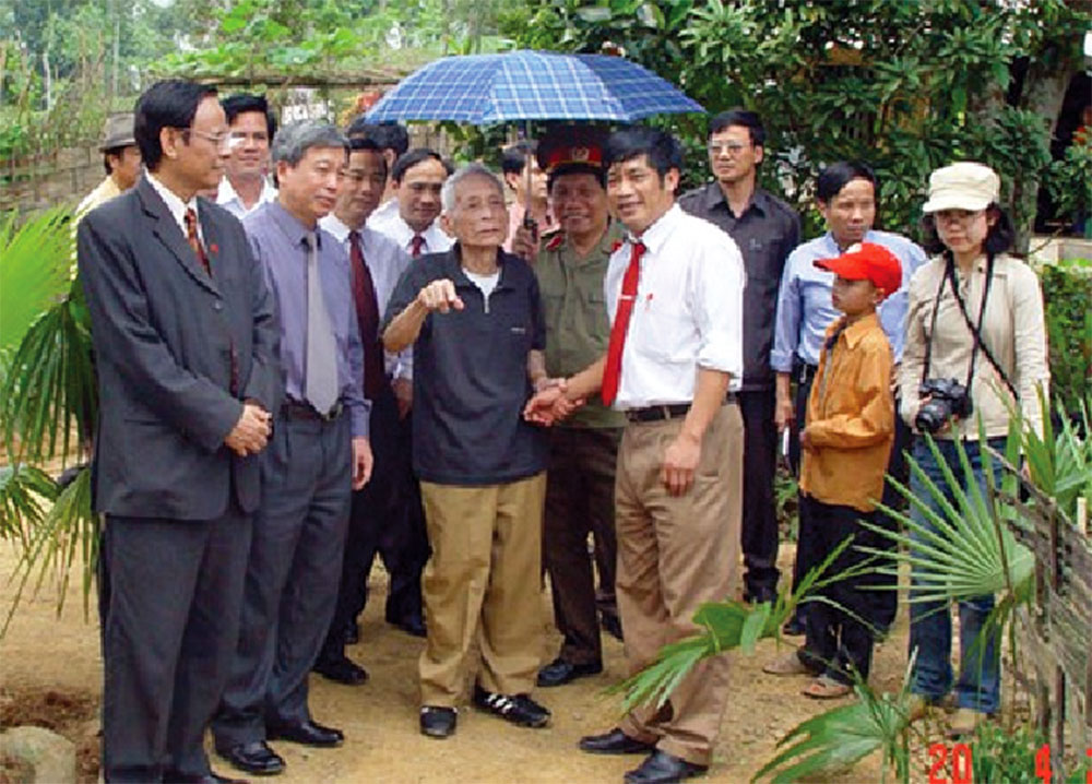 Nhà báo Hoàng Tùng - Người bác thân thiết của gia đình tôi