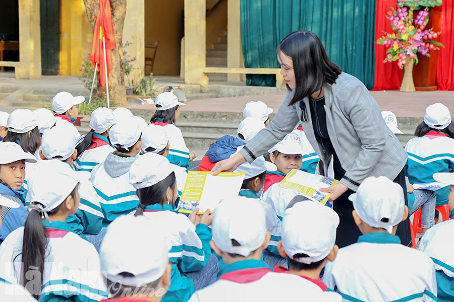 Tăng cường tuyên truyền phòng, chống tác hại thuốc lá trong trường học