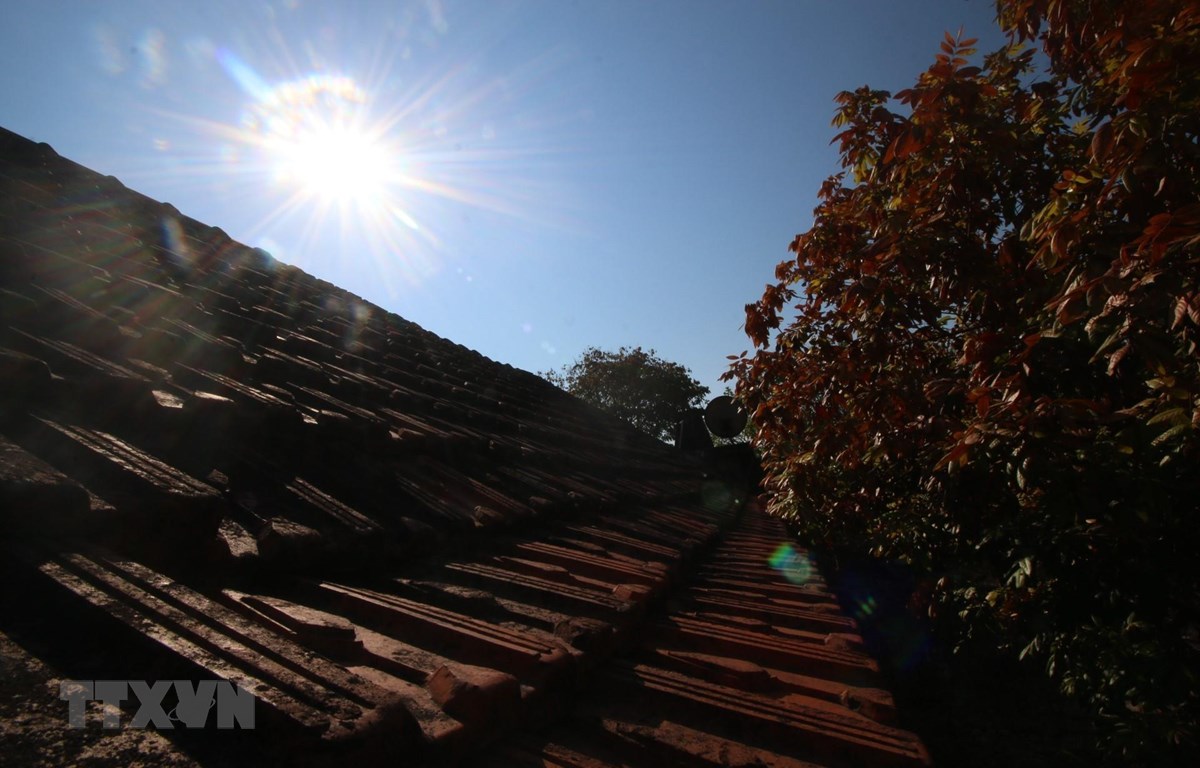 Bắc Bộ, Trung Bộ tiếp diễn nắng nóng gay gắt, đêm có mưa dông