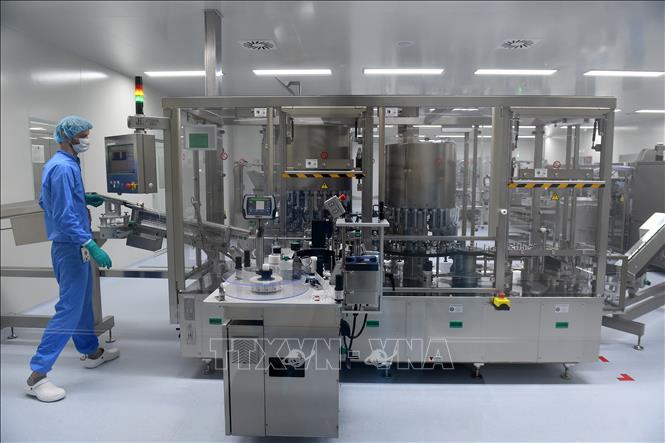 Quân đội Nga thử nghiệm thành công vaccine ngừa virus SARS-CoV-2