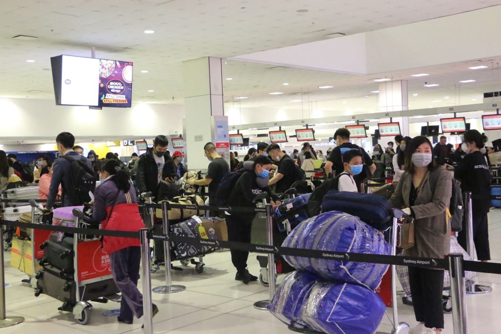 Việt Nam tiếp tục thực hiện tốt phòng chống dịch COVID-19 trong tình hình mới