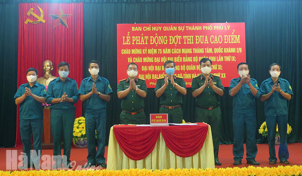 Ban CHQS thành phố Phủ Lý phát động đợt thi đua cao điểm