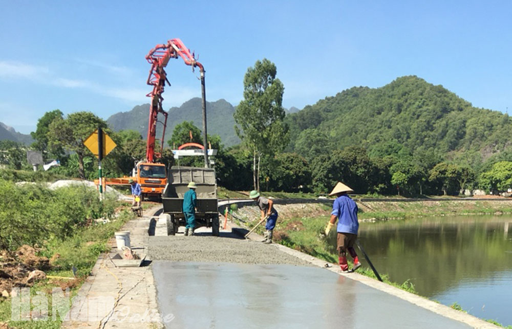 Cần sớm hoàn thiện Dự án xử lý khẩn cấp chống sạt lở và tu bổ, nâng cấp đê tả Đáy