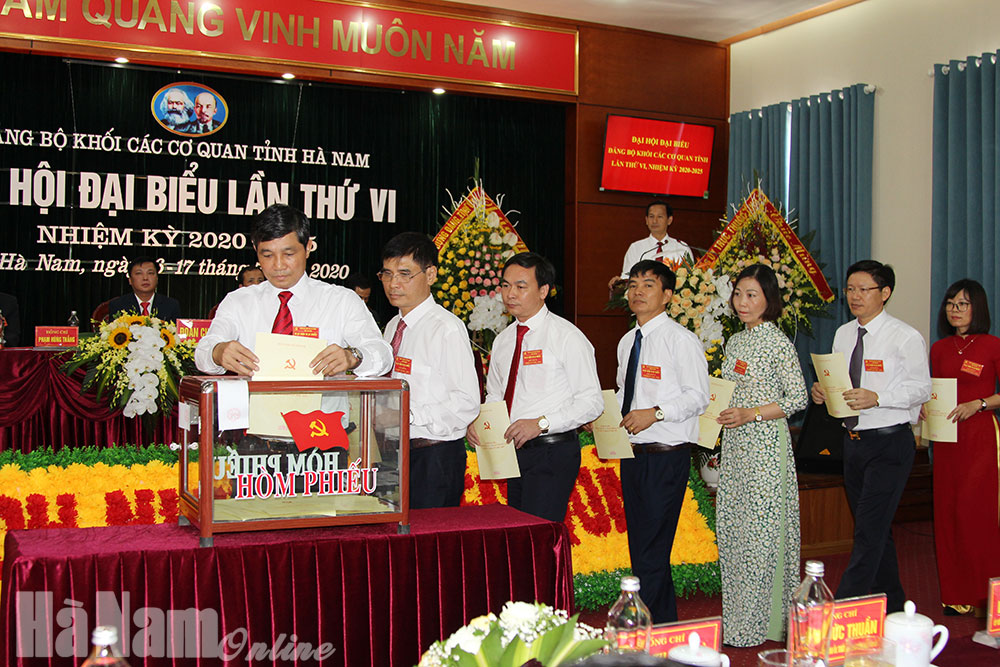 Đại hội đảng bộ cấp trên cơ sở đạt kết quả tích cực, toàn diện