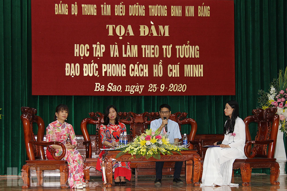 Đảng bộ Trung tâm Điều dưỡng Thương binh Kim Bảng tổ chức tọa đàm "Học tập và làm theo tư tưởng, đạo đức, phong cách Hồ Chí Minh"