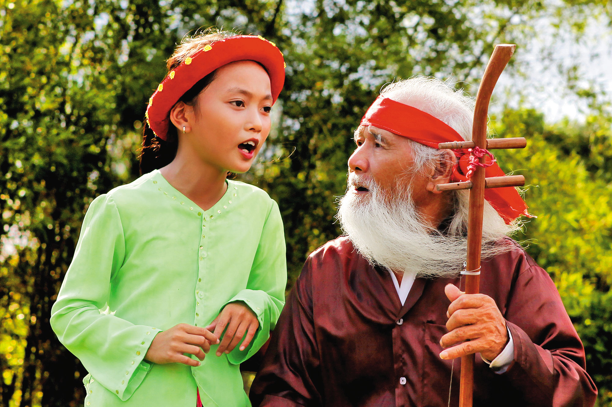 Đấu tranh với các quan điểm sai trái trên lĩnh vực văn học, nghệ thuật